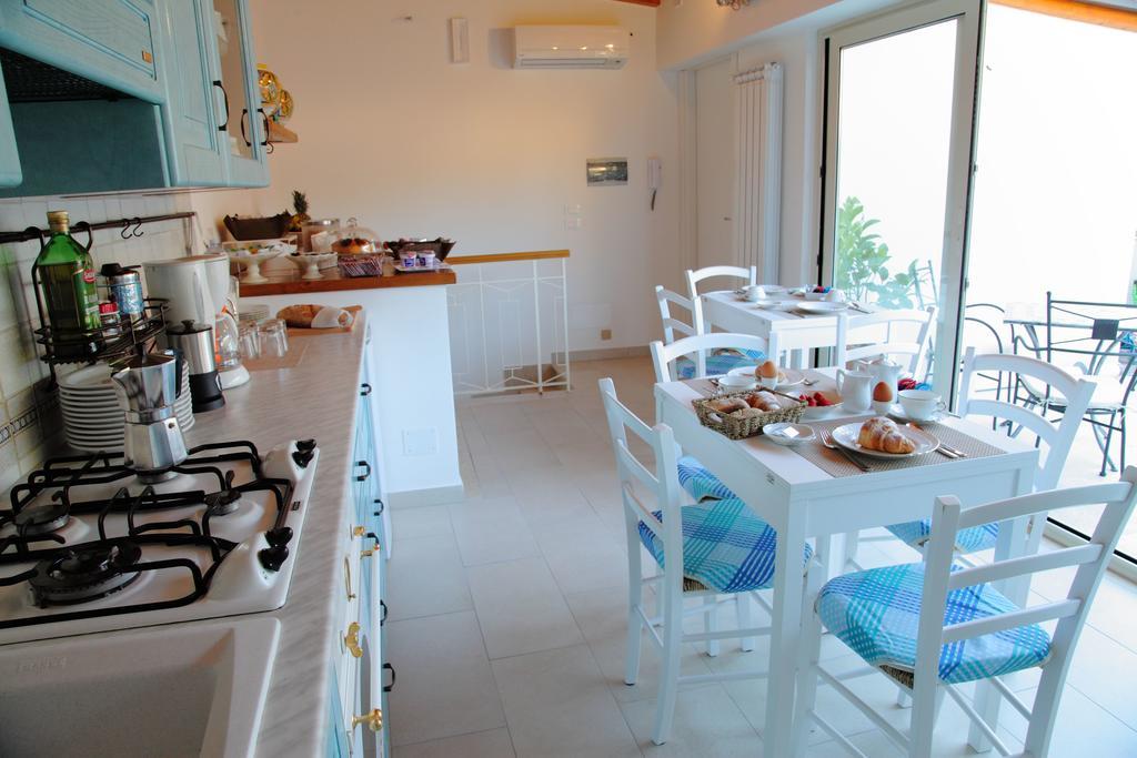 B&B Evelyne Taormina Exterior foto